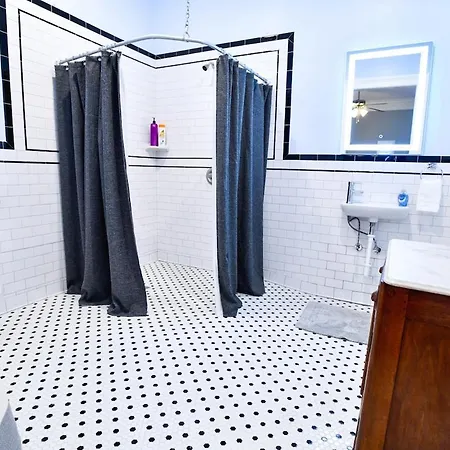 Villere Historic - Bookable Only By 4* New Orleans