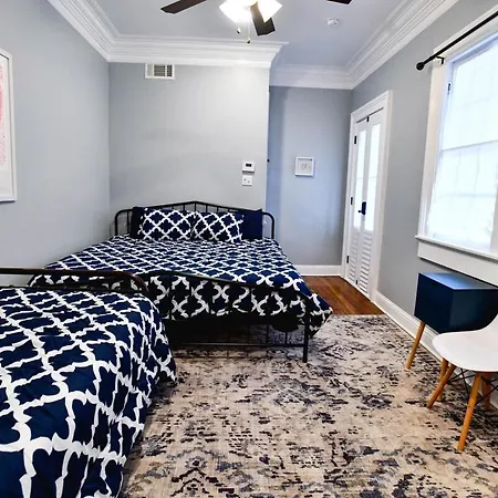 Villere Historic - Bookable Only By Bed & Breakfast