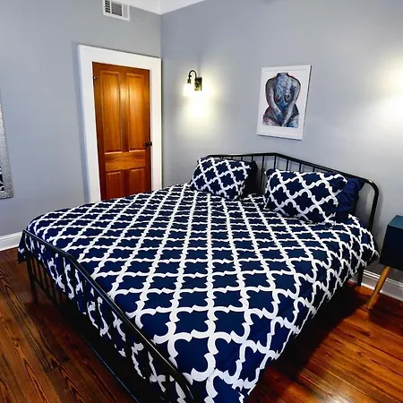 Villere Historic - Bookable Only By Bed & Breakfast 4*