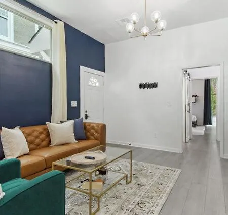 Delightful Canal Street Family Homes In Mid-city