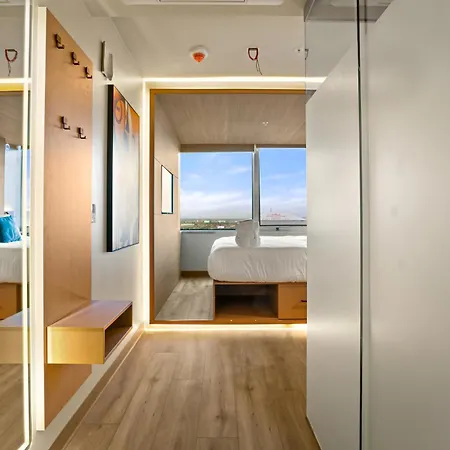 Aparthotel Vcay 5br 5ba Group Near Superdome New Orleans