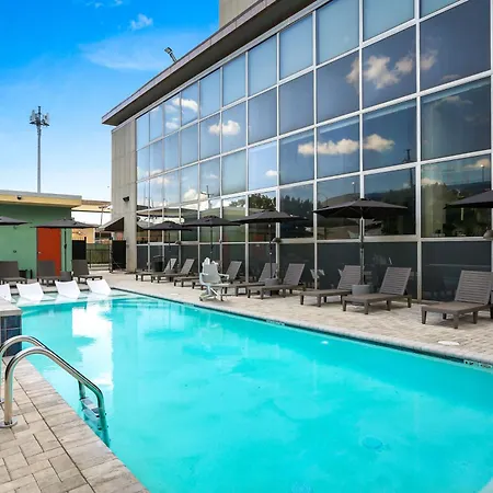 Aparthotel Vcay 5br 5ba Group Near Superdome 4*