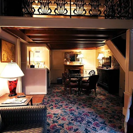Hotel The Olivier House