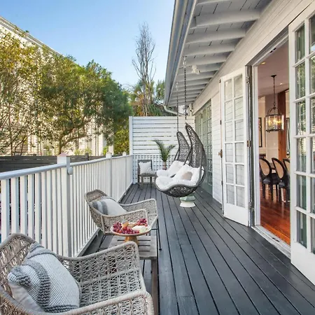 Opulent Expansive Unit Heated Pool And New Orleans