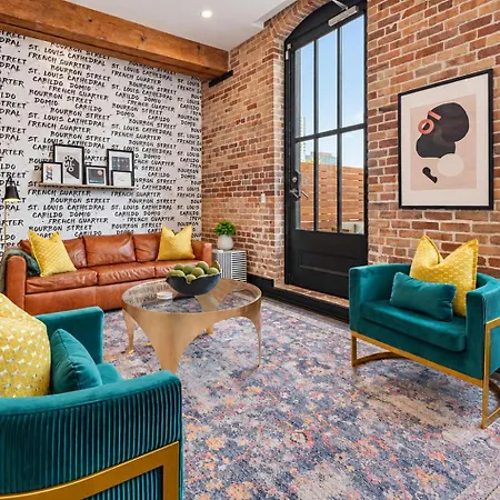 Downtown 2bd Private Terrace Gym Pool Hotel *
