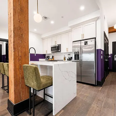 Downtown 2bd Spacious Private Terrace Hotel