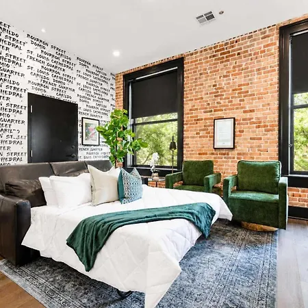 Hotel Downtown 4bd 4ba Sleeps 12 New Orleans