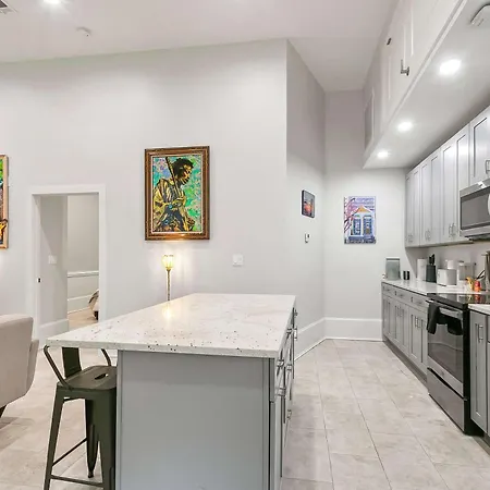 The Melody Master In The Heart Of Nola Bed & Breakfast New Orleans
