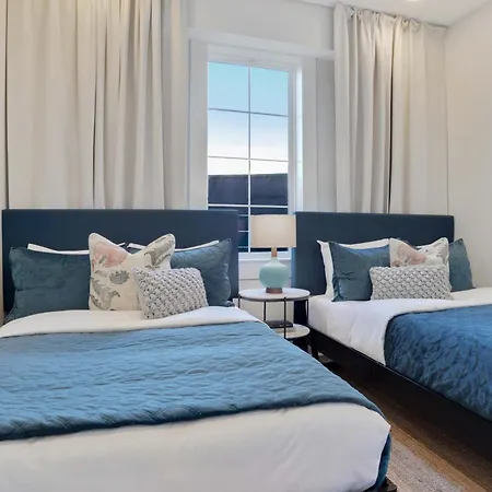 2 Unit Combo 12br Near French Quarter Holiday home