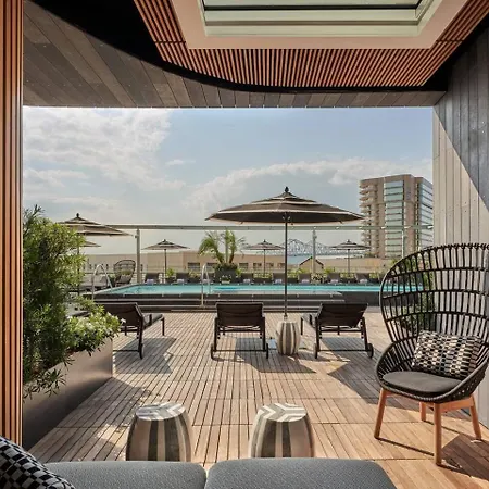 Waterfront Modern Apartment New Orleans