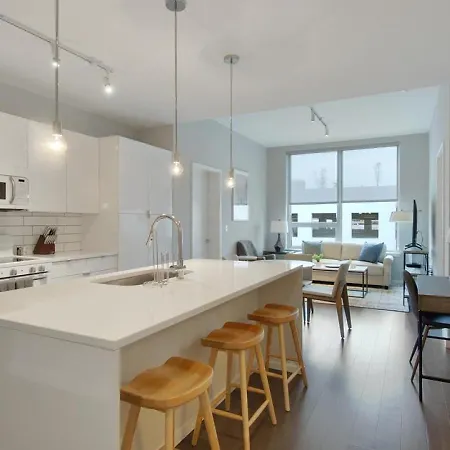 Landing Modern With Amazing Amenities Apartment *