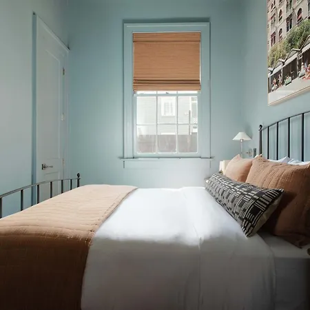 Apartment Luxury On Magazine Shared Heated Pool & New Orleans