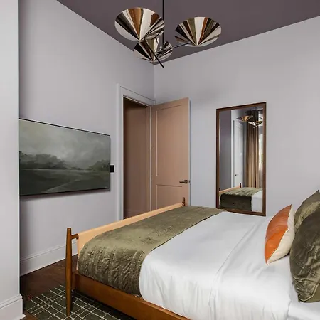 Luxury On Magazine Shared Heated Pool & Apartment New Orleans