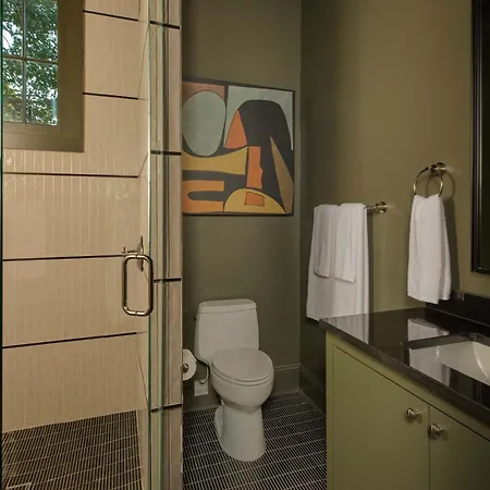 Luxury On Magazine Shared Heated Pool & * New Orleans
