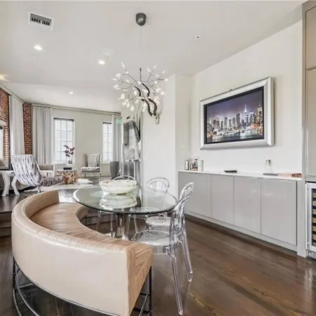 Penthouse 2bedrooms And Living Apartment *