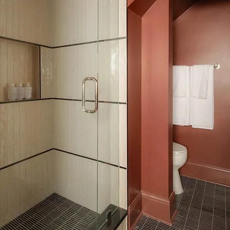 Apartment Luxury On Magazine Shared Heated Pool &