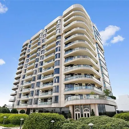 Penthouse Living Panoramic Views * New Orleans