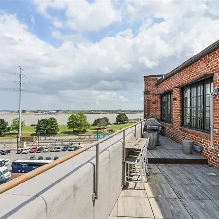 Apartment Penthouse 2bedrooms And Living *