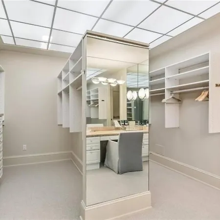 Penthouse Living Panoramic Views Apartment New Orleans