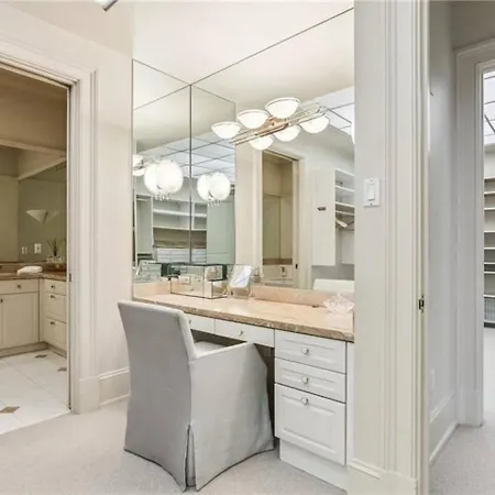 Penthouse Living Panoramic Views Apartment New Orleans