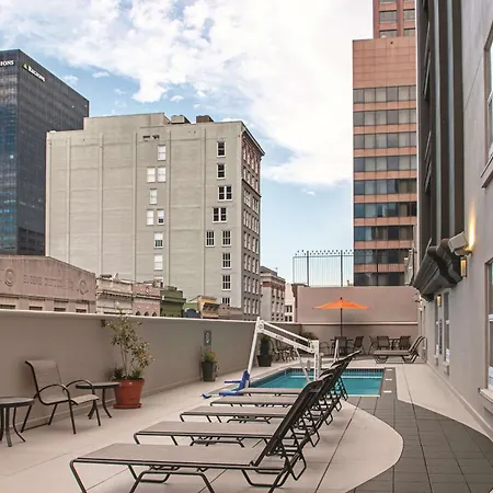 La Quinta & By Wyndham Downtown Hotel New Orleans