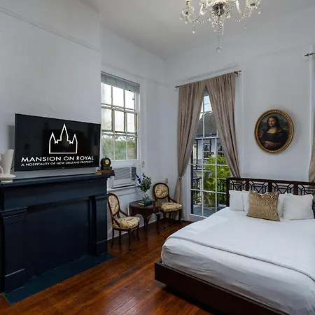 The Mansion On Royal Hotel 3*