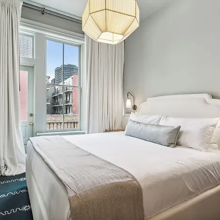 Perle Aparthotel 4*