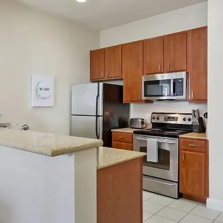Beautiful Walk To French Quarter, Pool, Gym, View * New Orleans