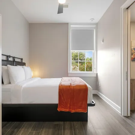 Aparthotel Bywater 3*