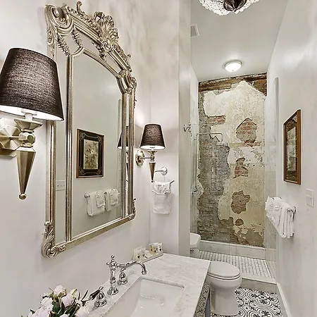 French Quarter Mansion 4*