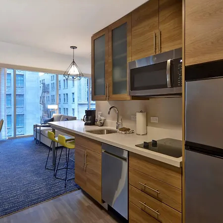 By Marriott French Quarter Area/cen B 3*