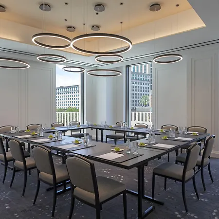 Four Seasons Hotel