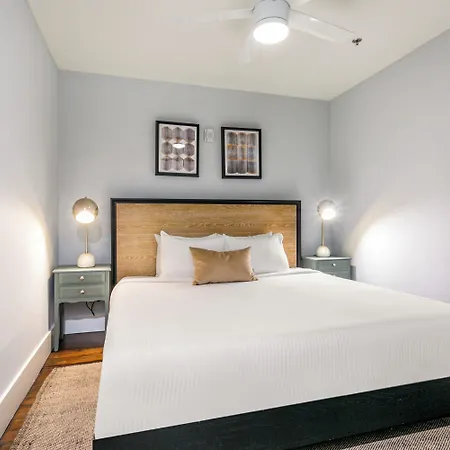 Hotel The Irish House New Orleans