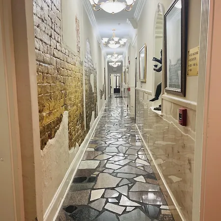 Plaza Downtown 3* New Orleans