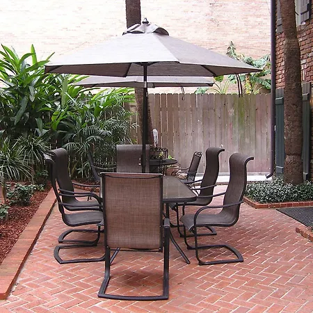 Chateau Orleans Aparthotel 3*