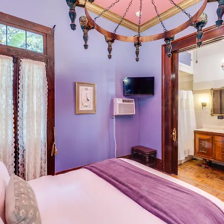 Royal Barracks Hotel 3*
