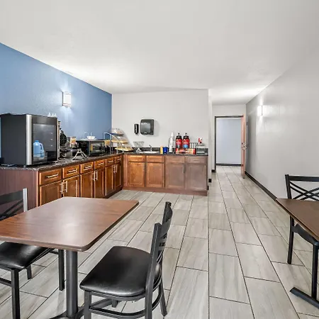 Days By Wyndham Pontchartrain 3*
