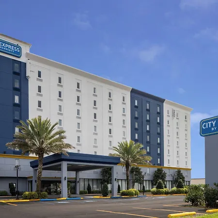 Express By Marriott 1-10 Hotel 3*