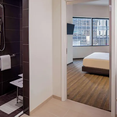 Hotel Hyatt House Downtown 3*