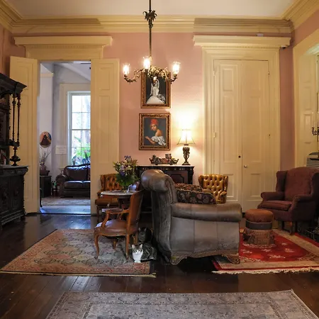 The Olivier House 3*