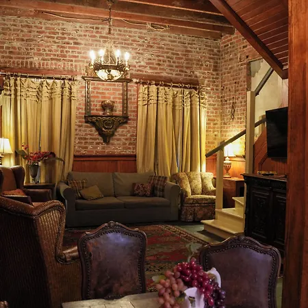 Hotel The Olivier House