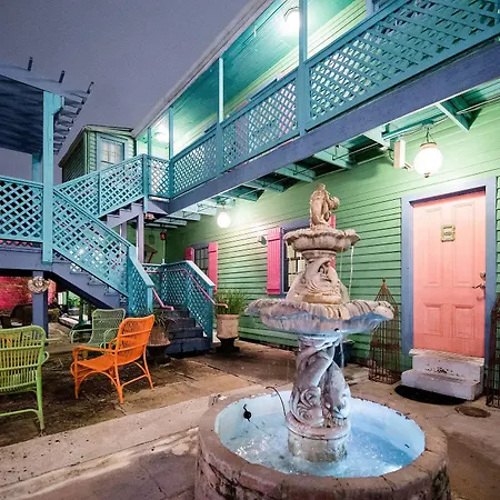 Creole Gardens And New Orleans