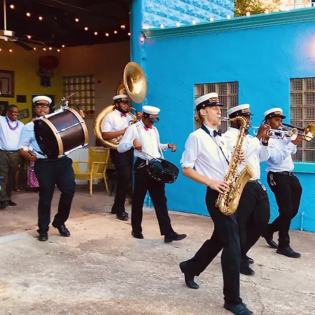 Creole Gardens And