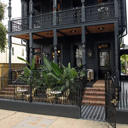 The Prytania Oaks