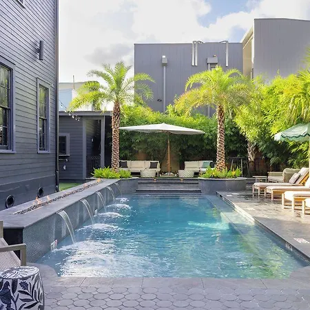 The Prytania Oaks Inn New Orleans
