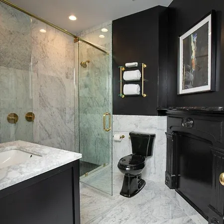 The Prytania Oaks Inn 2*