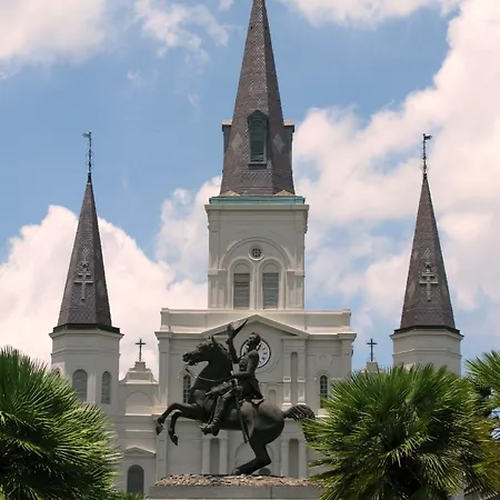 Moxy Downtown/french Quarter Area Hotel 3*