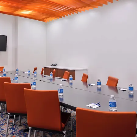 Express - Arts District By Ihg Hotel New Orleans