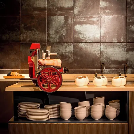 Hotel Ac By Marriott French Quarter 4*