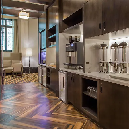 Hotel Hilton / St. Charles Avenue New Orleans
